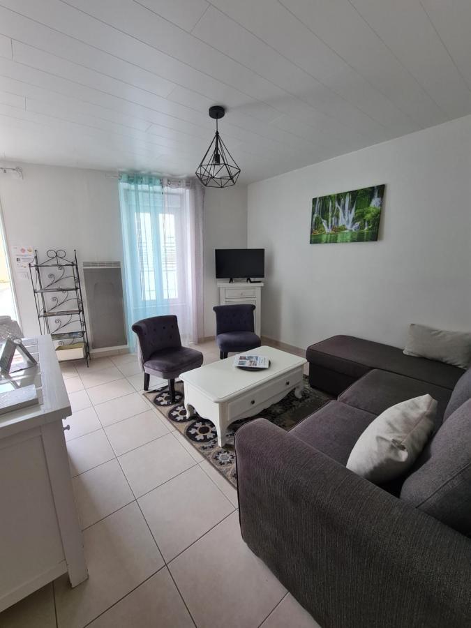 Gîte la Belle Vallée maison indépendante 80m2, 2 chambres à 10 min du Puy du Fou Treize-Vents Exterior foto
